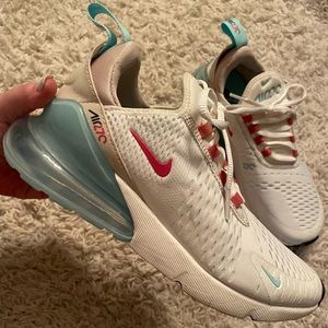 Nike Air Max 270